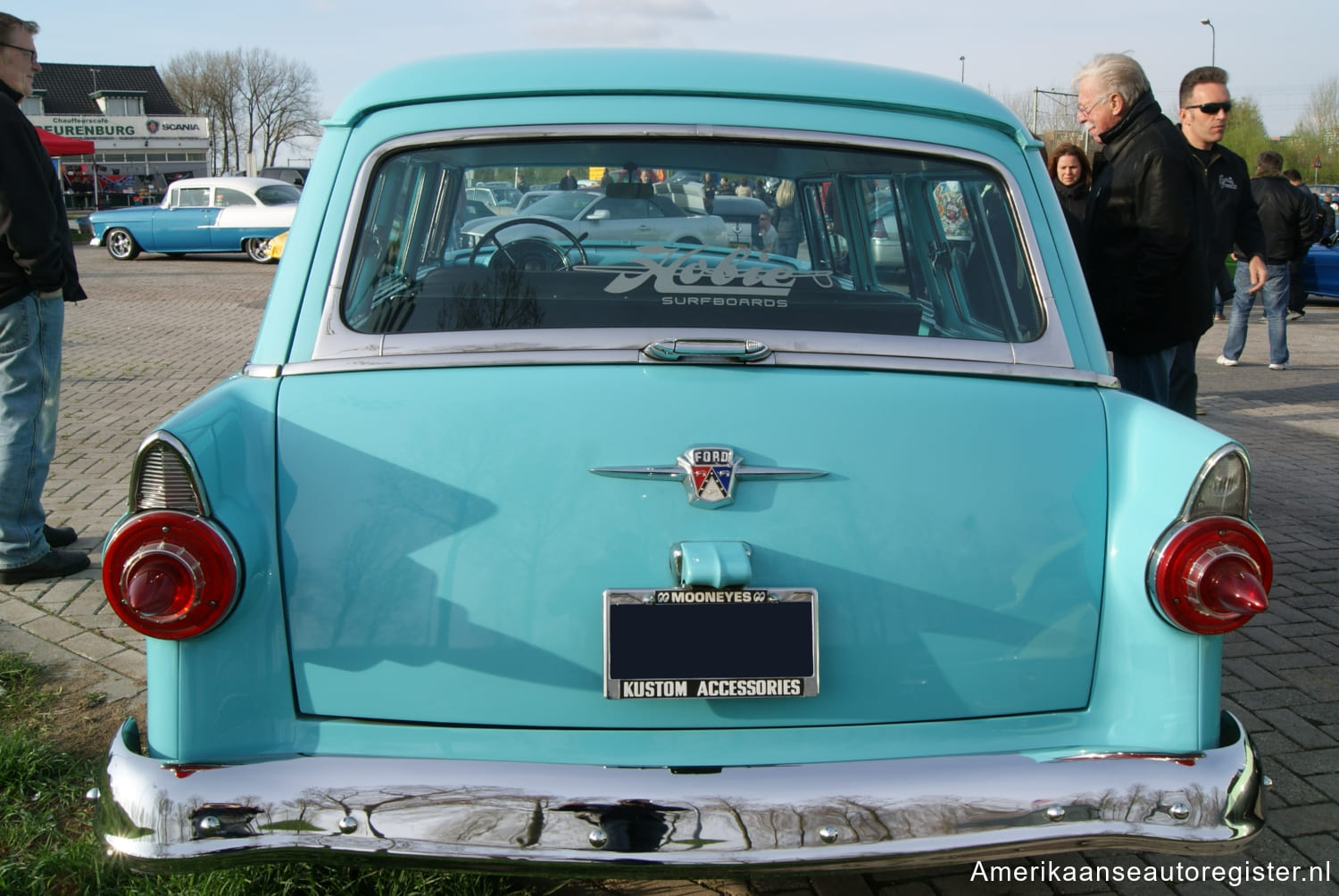 Ford Country Sedan uit 1956